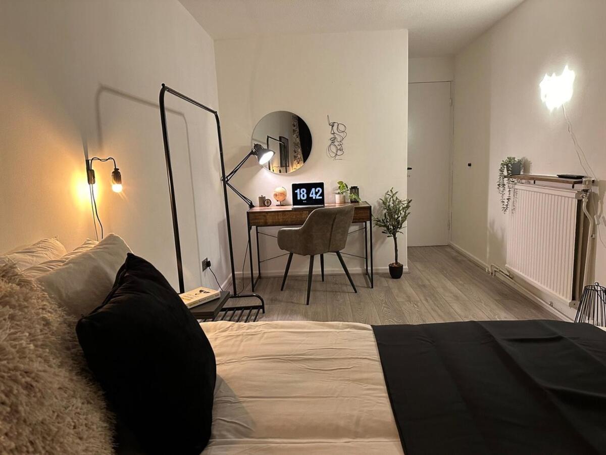 Spacious And Modern Flat In Archway Лондон Экстерьер фото