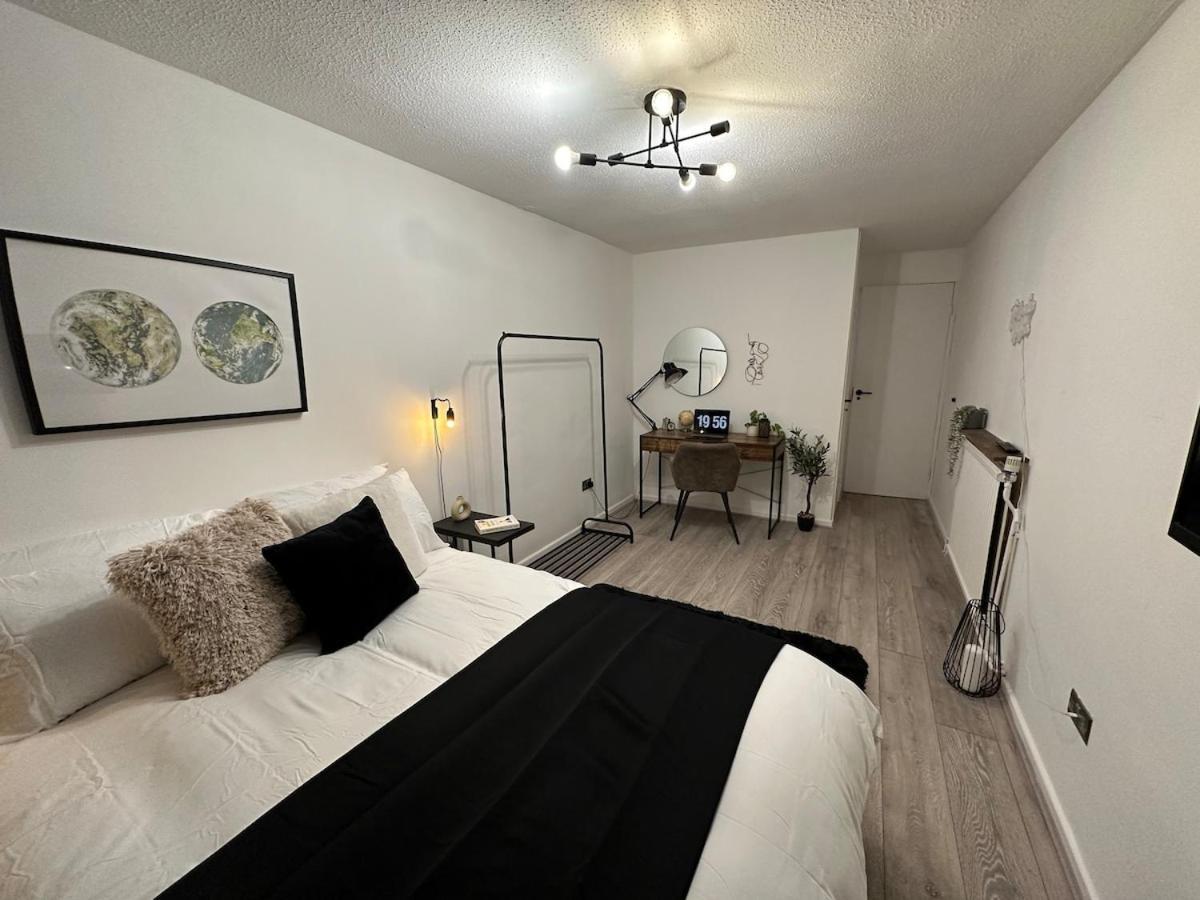 Spacious And Modern Flat In Archway Лондон Экстерьер фото