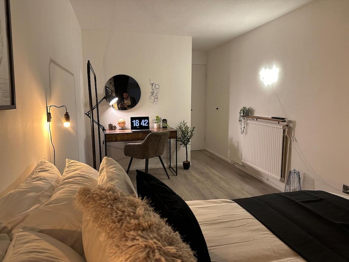 Spacious And Modern Flat In Archway Лондон Экстерьер фото