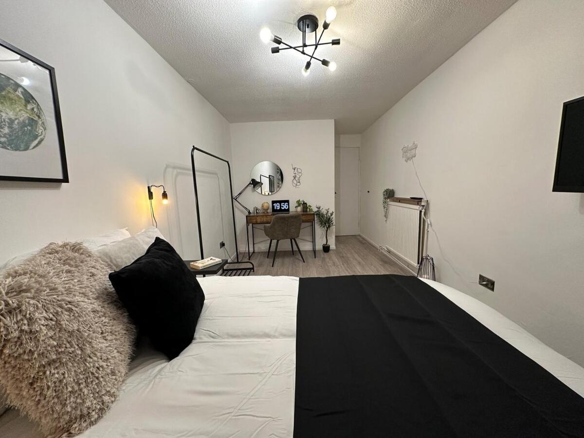 Spacious And Modern Flat In Archway Лондон Экстерьер фото